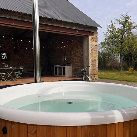 Holiday home Tiny House Avec Bain Nordique En Normandie La Carneille
